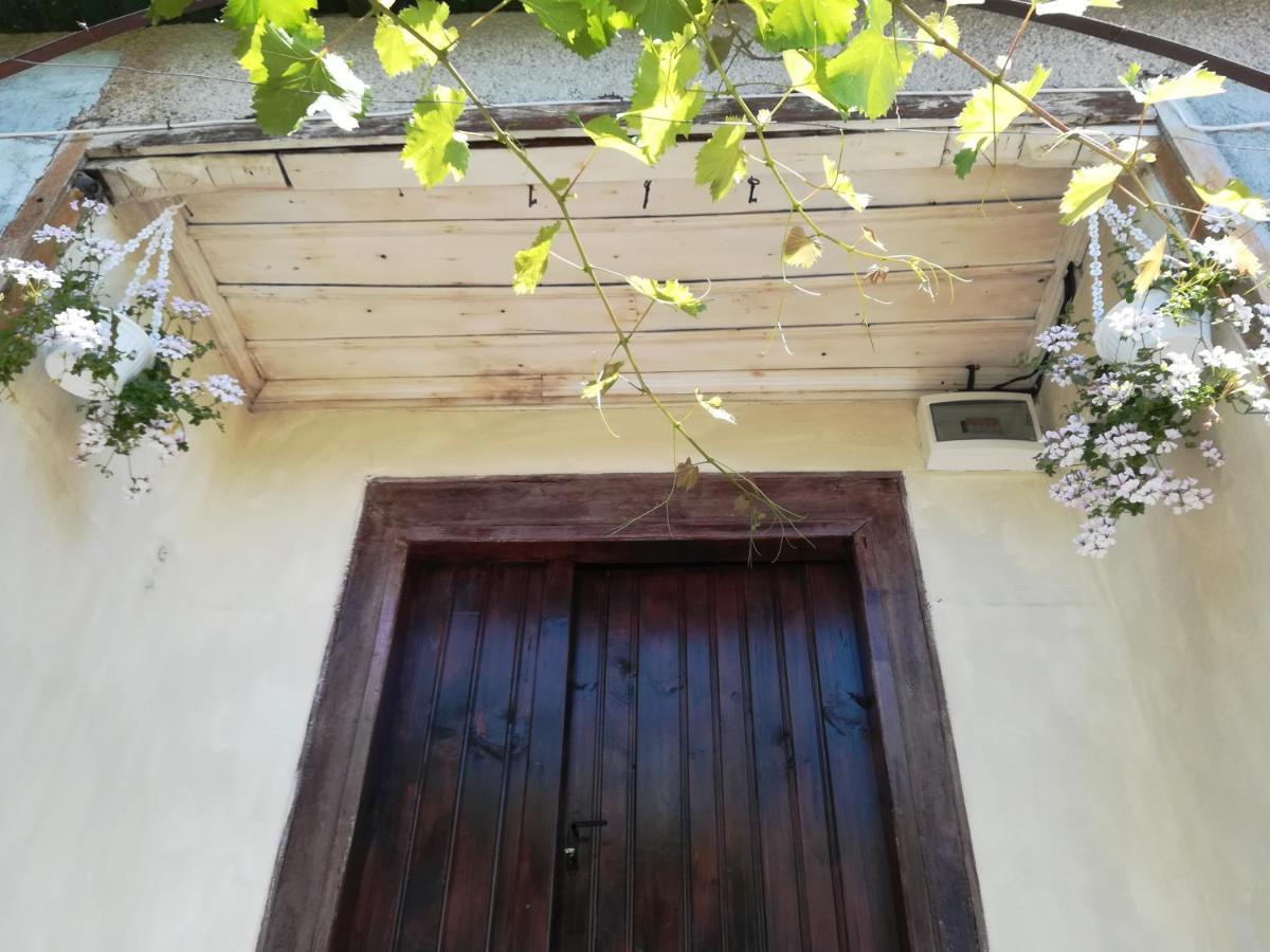 Къща Христини Hotel Kalofer Eksteriør billede